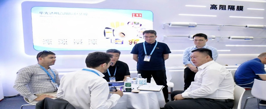 創(chuàng)新驅(qū)動(dòng)  綠色領(lǐng)航 | 樂凱華光攜新品璀璨亮相北京國際印刷展